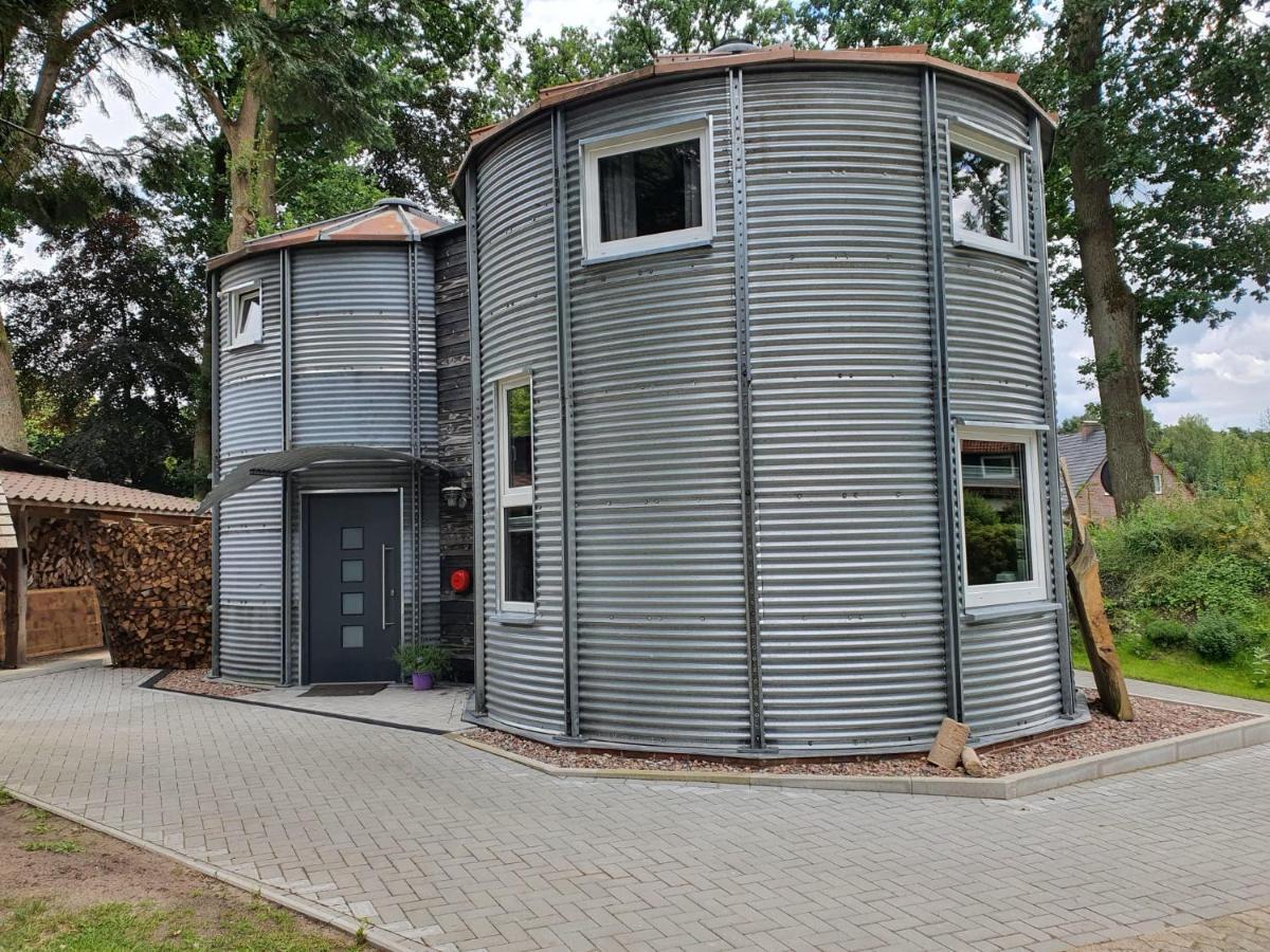 Ferienhaus Getreidesilo ชเนเวอร์ดิงเงิน ภายนอก รูปภาพ