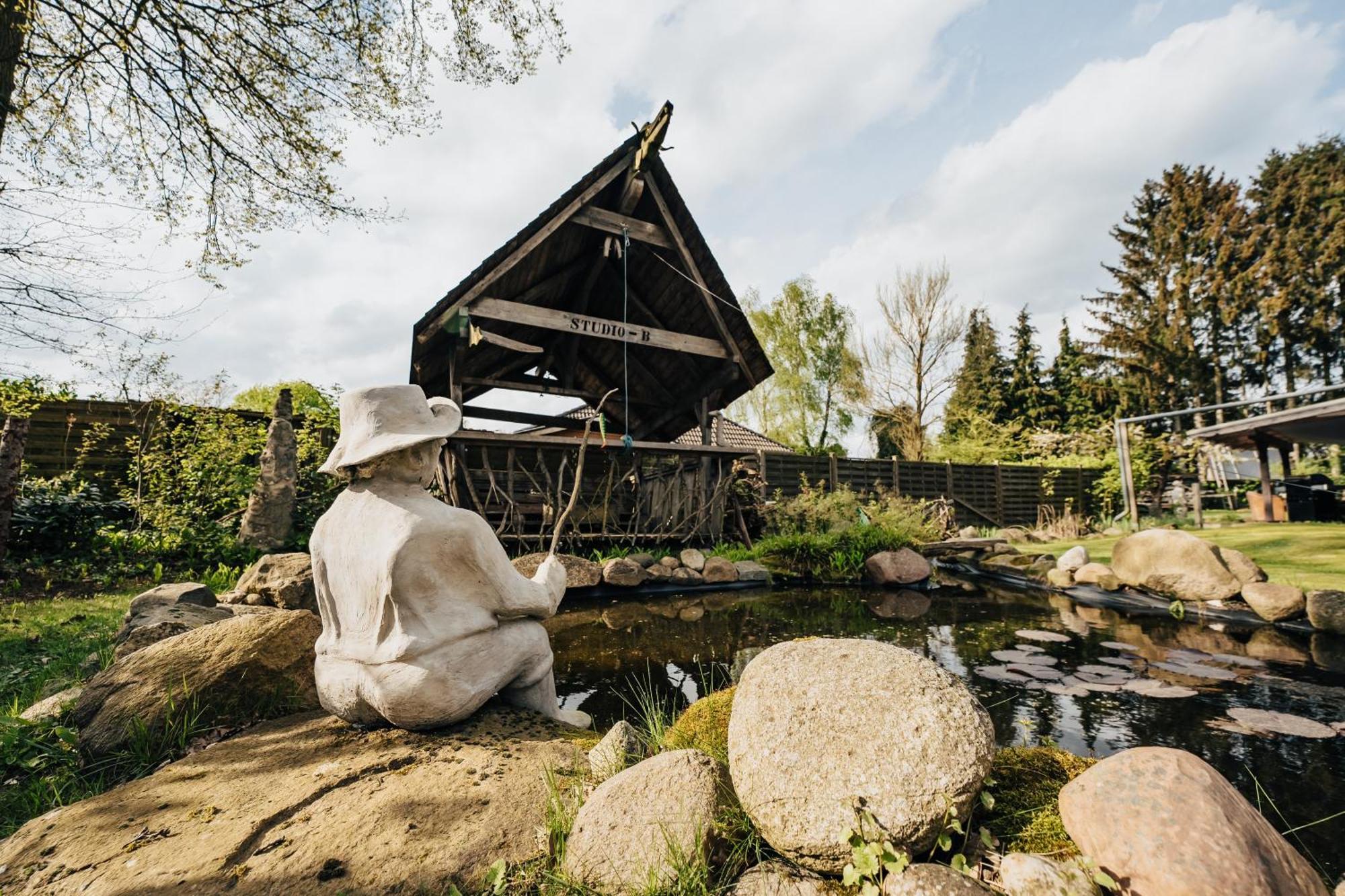 Ferienhaus Getreidesilo ชเนเวอร์ดิงเงิน ภายนอก รูปภาพ